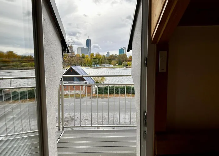 Ajo Vienna Balcony - Contactless Check-In